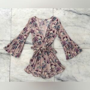 American Eagle Romper Bell Sleeve Floral Purple Women XS Boho Fairy Festival 70s